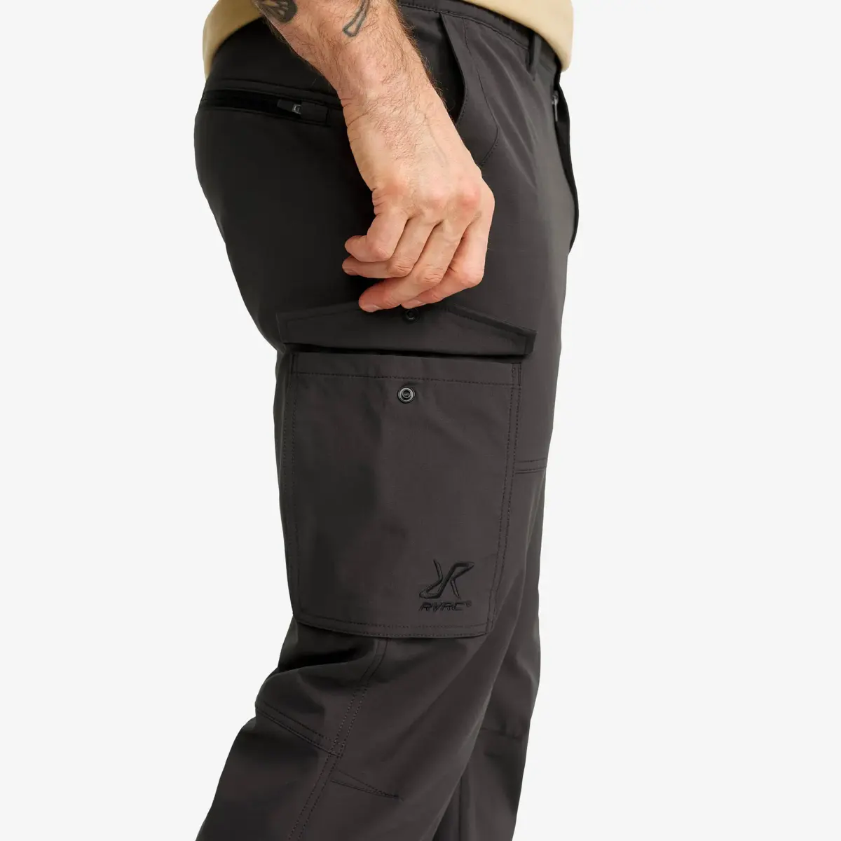 Adventure 3/4 Cargo Stretch Pants Men Anthracite Adventure 3/4 Cargo Stretch Pants Men Anthracite