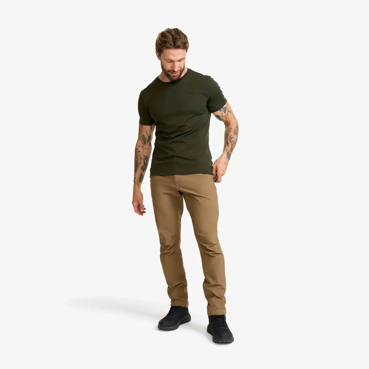 Easy T-shirt Slim Fit för män Rosin Green