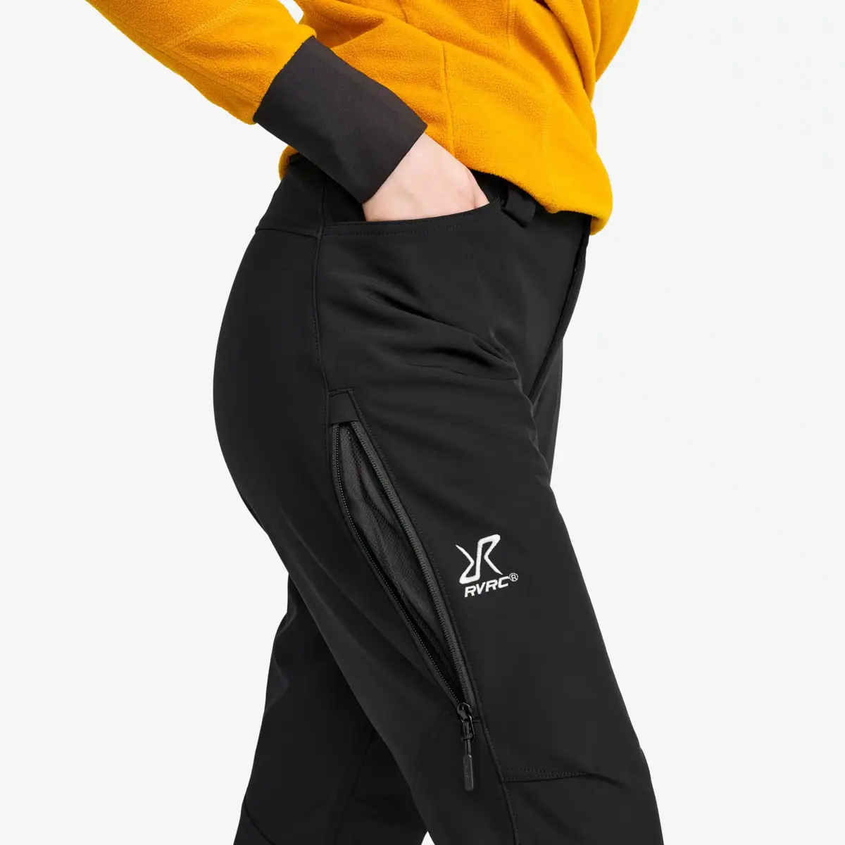 Hiball Essential Softshell-byxor för kvinnor, svarta Hiball Essential Softshell-byxor för kvinnor, svarta