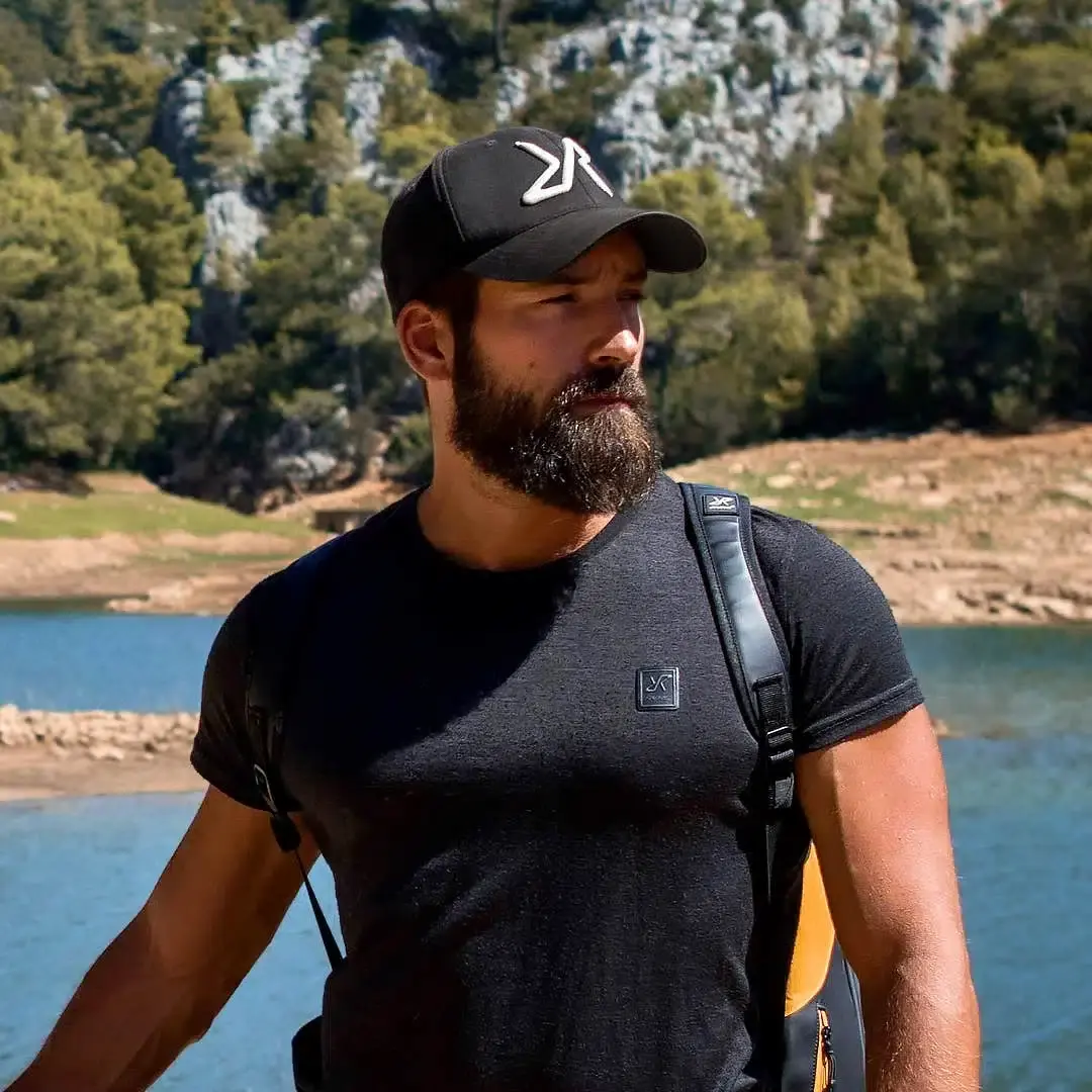 Snapback-keps med logotyp  Svart/havregrå